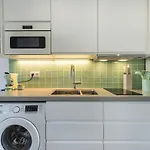 Oasis In By Lovelystay Апартаменты *