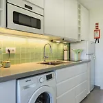 Oasis In By Lovelystay Апартаменты Пареде