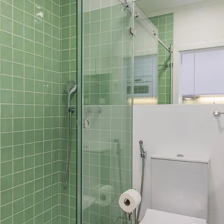 Oasis In By Lovelystay Apartamento Parede